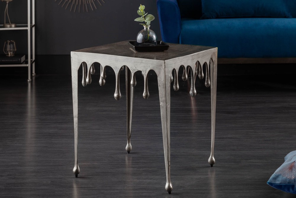 LuxD Designový odkládací stolek Gwendolyn S 44 cm stříbrný