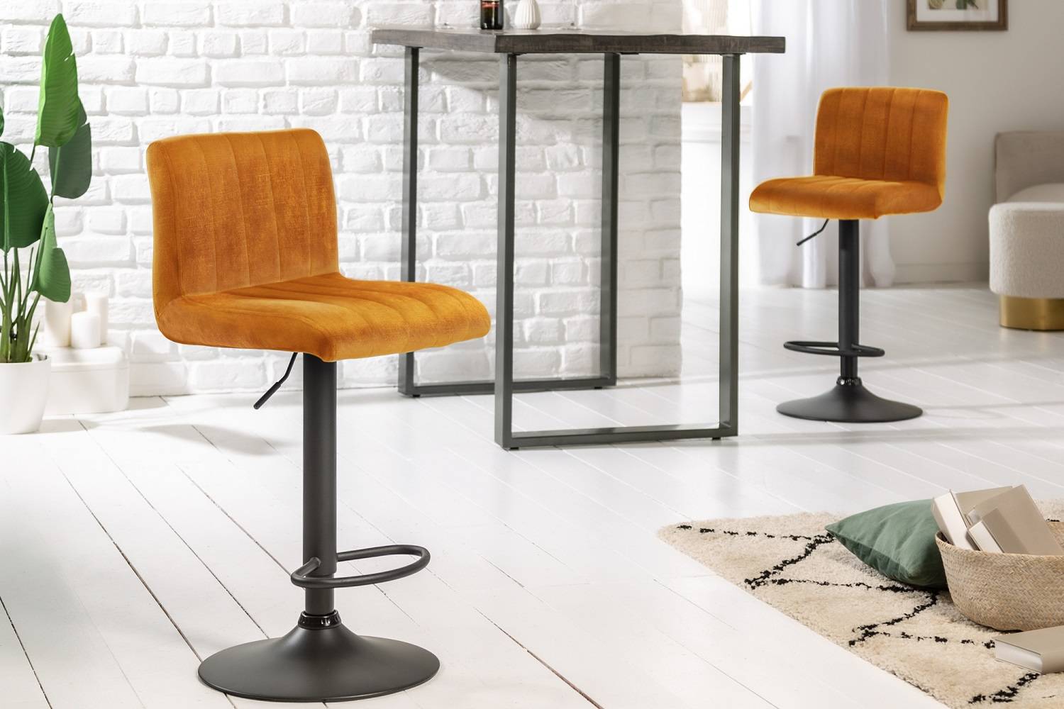 LuxD Designová barová židle Walnut hořčičný samet