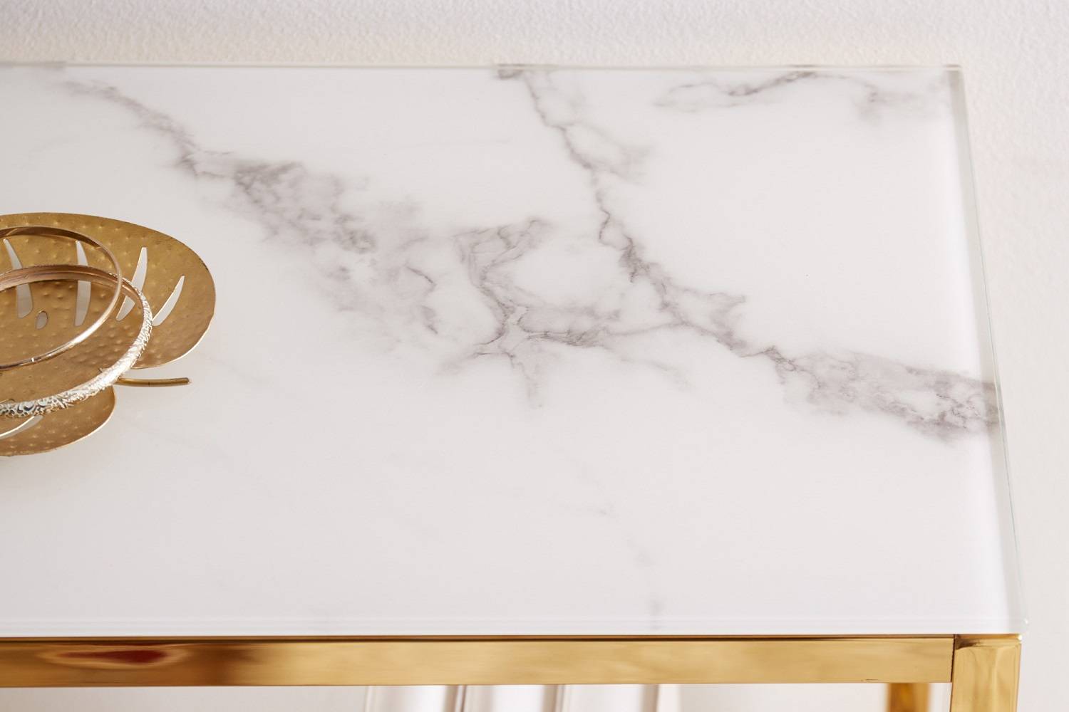Designová konzole Latrisha 110 cm bílo-zlatá - vzor mramor