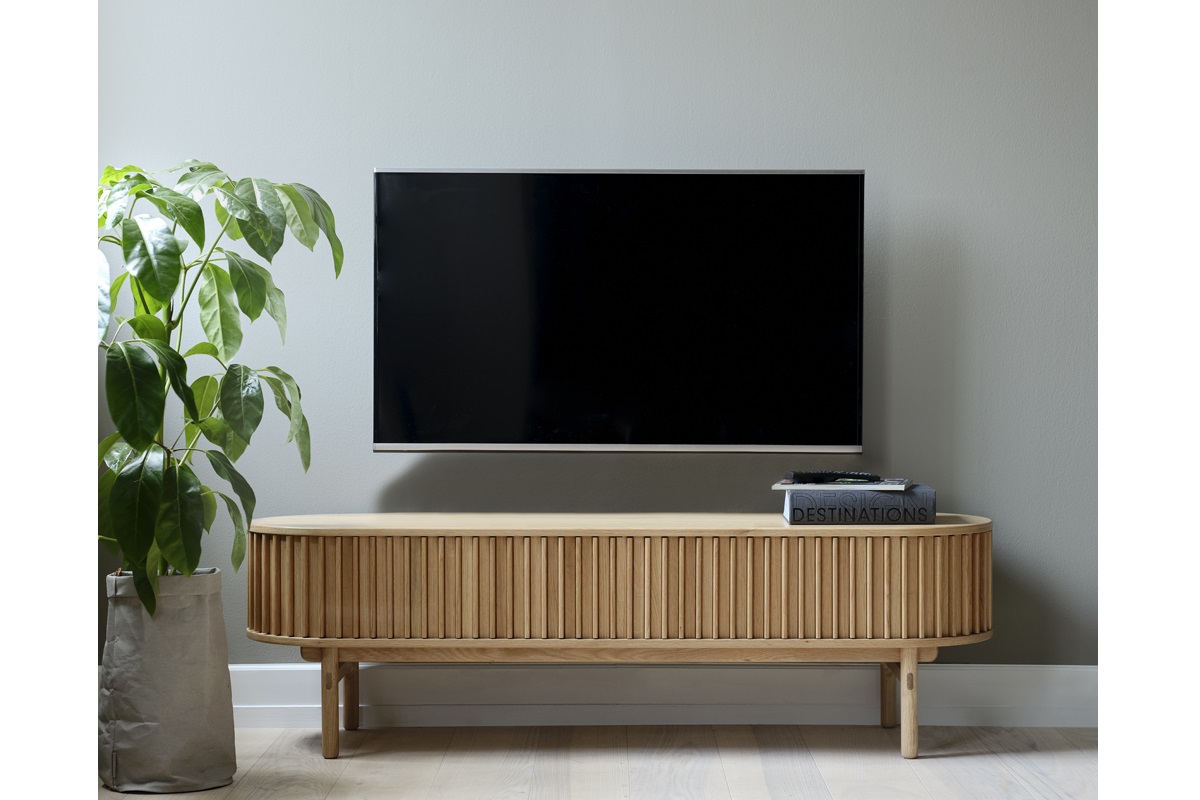 Levně Furniria Designový TV stolek Wally 160 cm přírodní dub