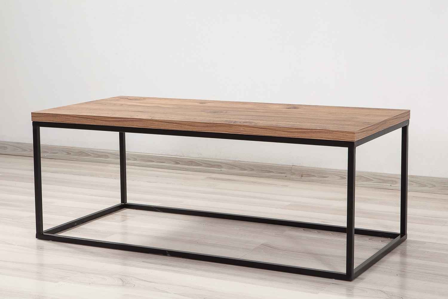 Levně Sofahouse Designový konferenční stolek Felipe 95 cm borovice